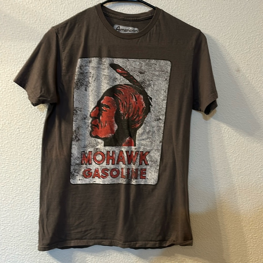 American Roadtrip Mohawk Gasoline graphic tee size medium